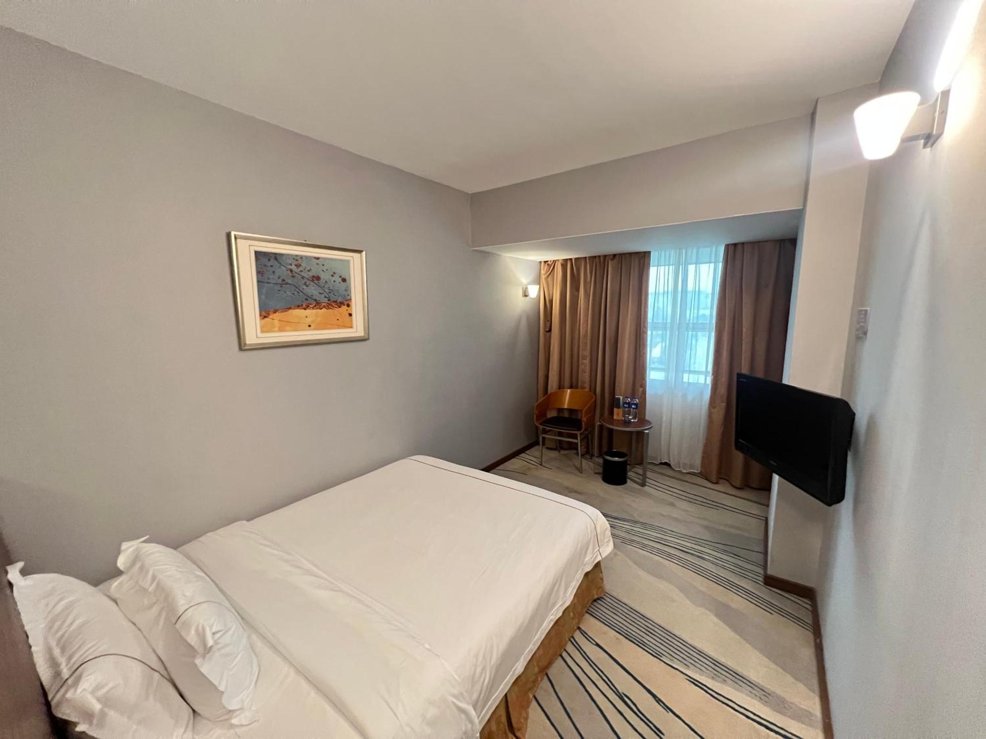 Days Inn Guangzhou Dış mekan fotoğraf